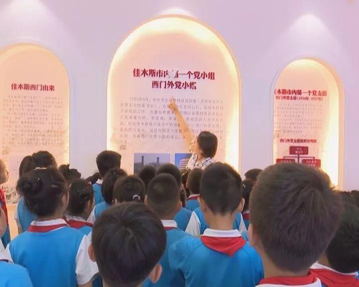 2016年11月到2023年8月已经几年了？游戏画面